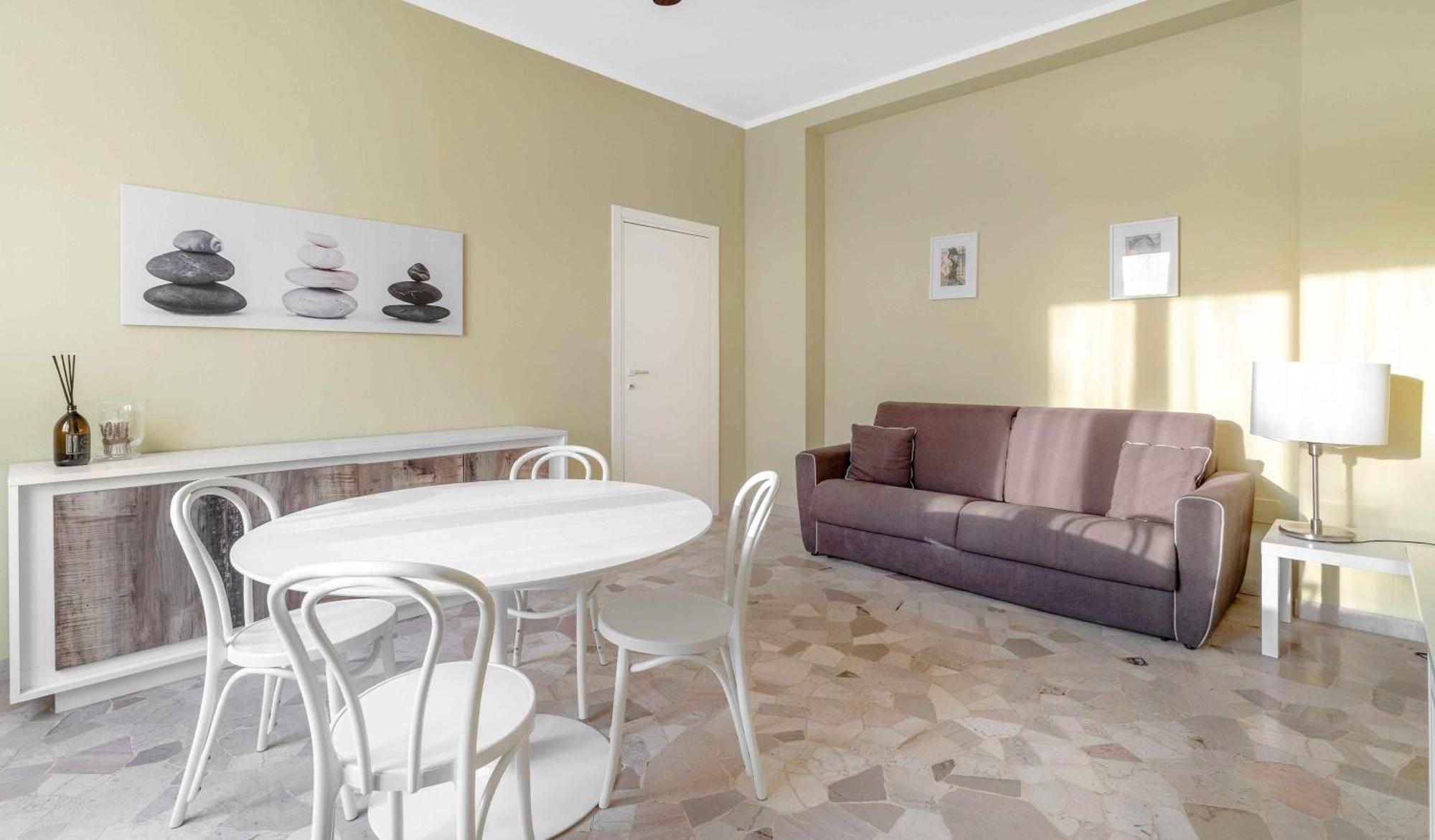 House San Siro M5 2 Netflix Appartement